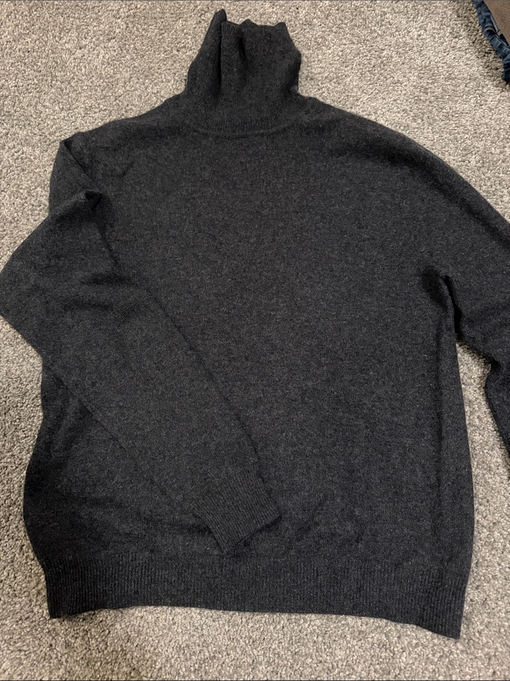 Women’s Country Shop 100% Charcoal Cashmere Turtleneck Sweater Size Medium
